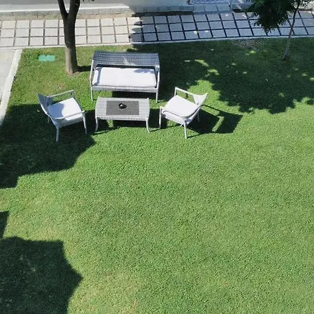 Alex S Nadhernym Panoramatickym Vyhledem Na Apartament