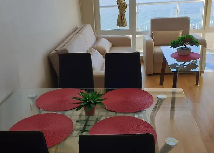 Alex S Nadhernym Panoramatickym Vyhledem Na Sveti Vlas