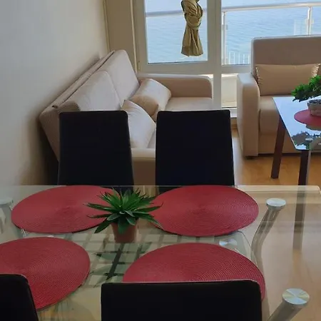 Alex S Nadhernym Panoramatickym Vyhledem Na Sveti Vlas