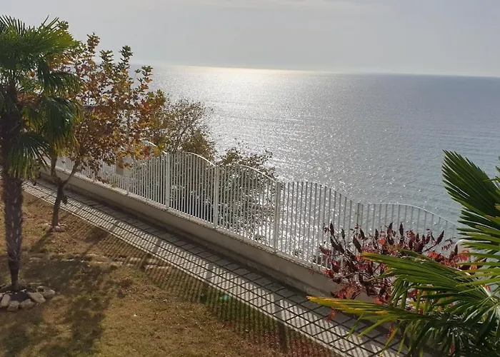 Alex S Nádherným Panoramatickým Výhledem Na Moře Appartamento Sveti Vlas